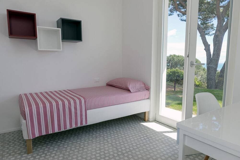 Foto 8 von 30: La Torretta. Immenser Meerblick, Schwimmbad, Tennis, Parkplatz