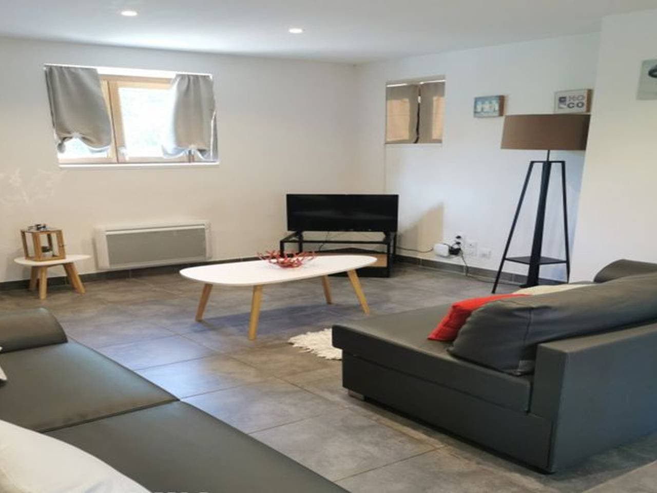 Foto 3 von 16: Charmantes 43m² Ferienhaus in Puget-Théniers