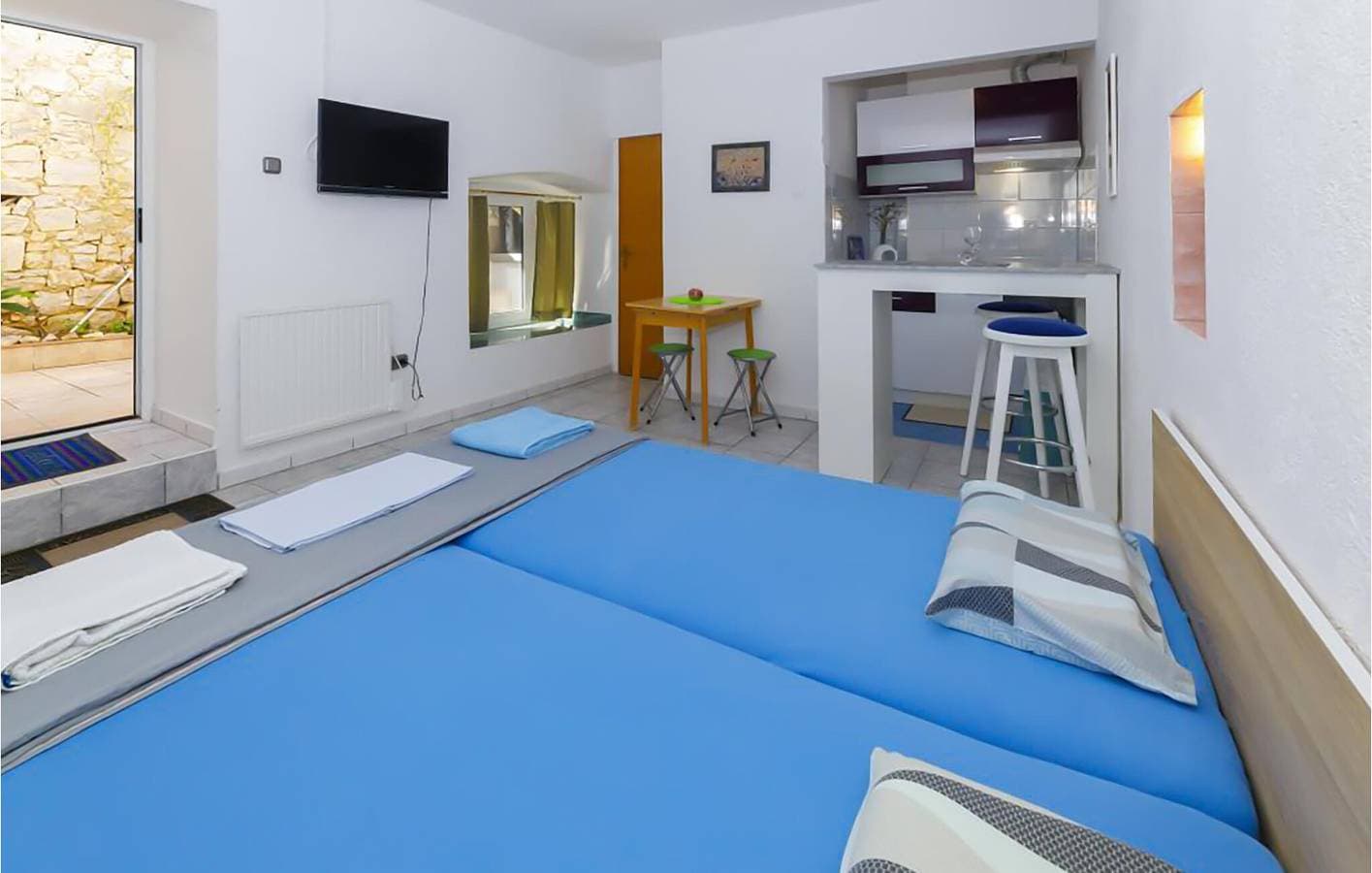 Foto 12 von 22: Apartment mit Meerblick, Wifi, AC, Parkplatz und Terrasse - 2km zum Strand