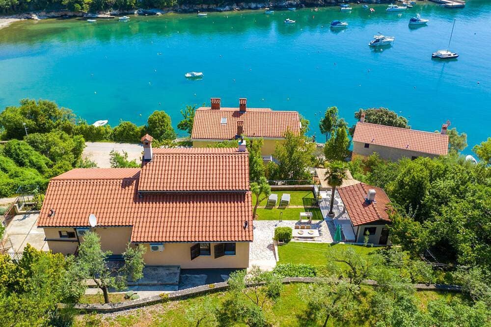Foto 12 von 30: Exklusives Ferienhaus in Sveta Marina, Istrien, Kroatien  -  unmittelbar am Meer