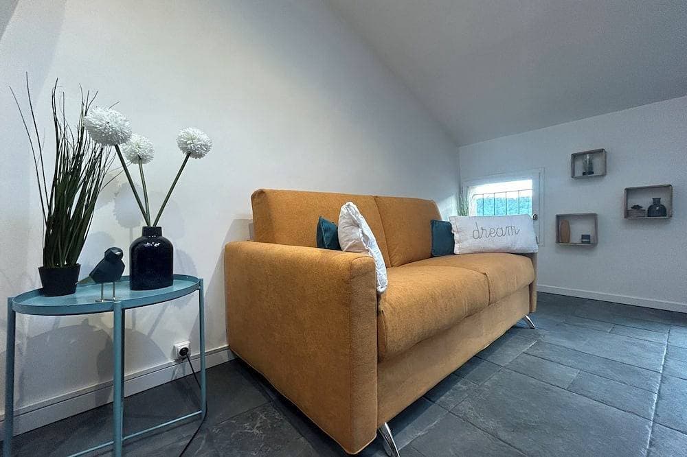Foto 12 von 30: Mimosa cocoon for 6 people In the heart of the old village