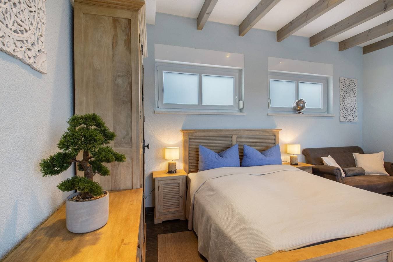 Foto 10 von 27: Ferienhaus Seepanorama - Marina Mücheln' mit Seeblick, privater Terrasse und Wi-Fi