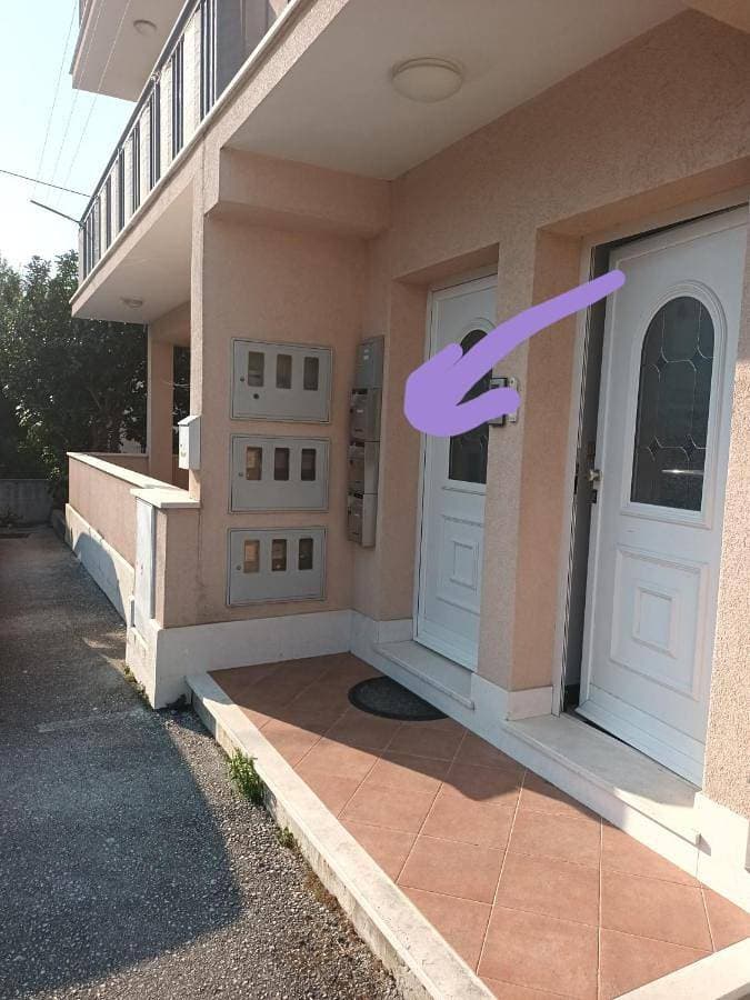Foto 5 von 43: Two-Bedroom Apartment