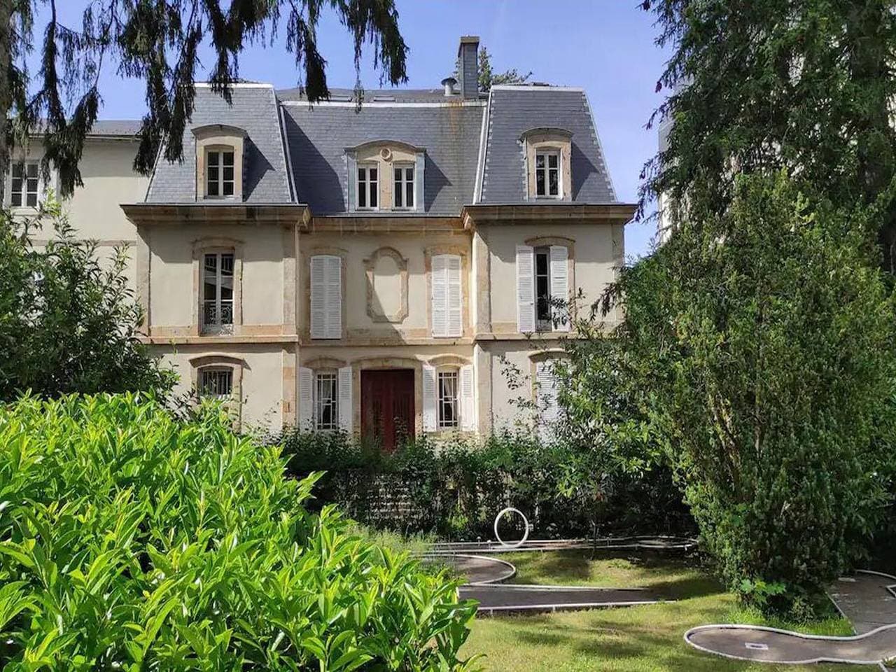 T3-Duplex mit Parkplatz in La Bourboule 1