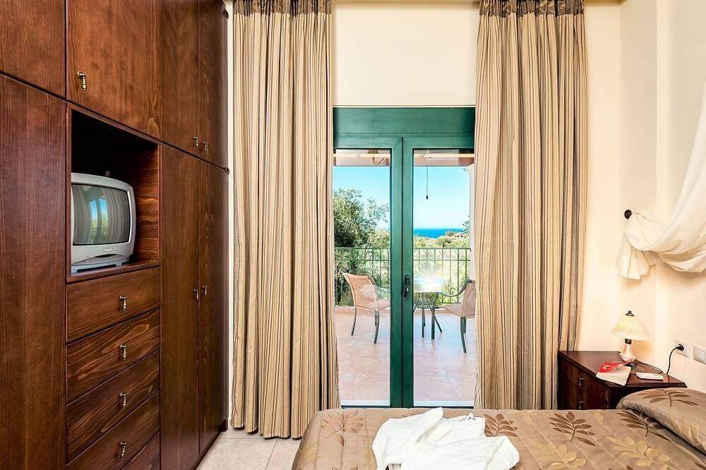 Foto 4 von 29: Privater Pool ★ Meerblick ★ Wifi ★ Strand in 1km ★ 3 Schlafzimmer