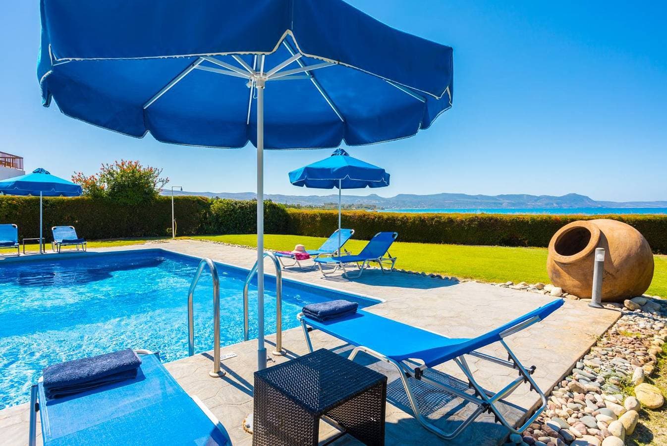 Foto 5 von 36: Villa für 6 Personen mit Terrasse