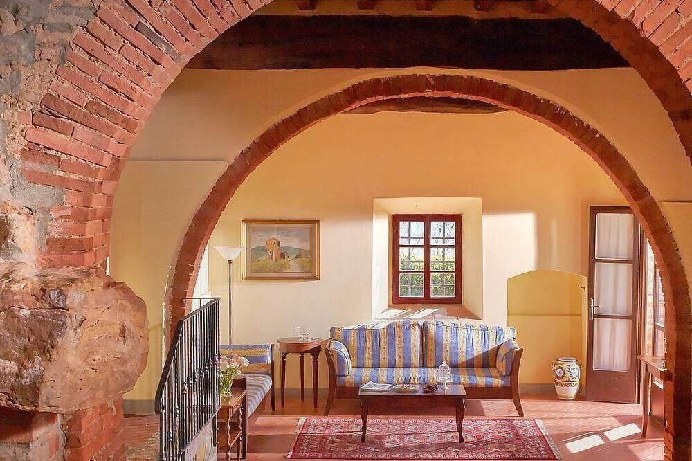 Foto 7 von 18: Casa Ramisia D: A characteristic and welcoming two-story apartment that is part of an ancient country house surrounded by a wonderful park, with Free Wi-Fi.
