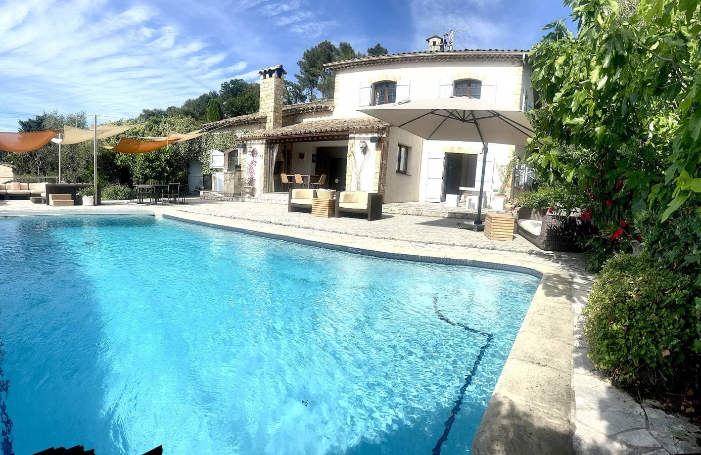 Foto 5 von 31: Atemberaubende Opio-Villa auf einem Hügel mit epischer Aussicht Voller Klimaanlage zu Fuß nach Valbonne zum Aufladen von Elektrofahrzeugen