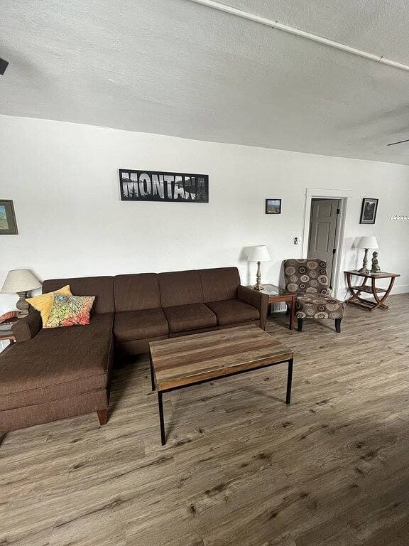 Foto 12 von 47: Spacious Historical Home in Downtown Philipsburg