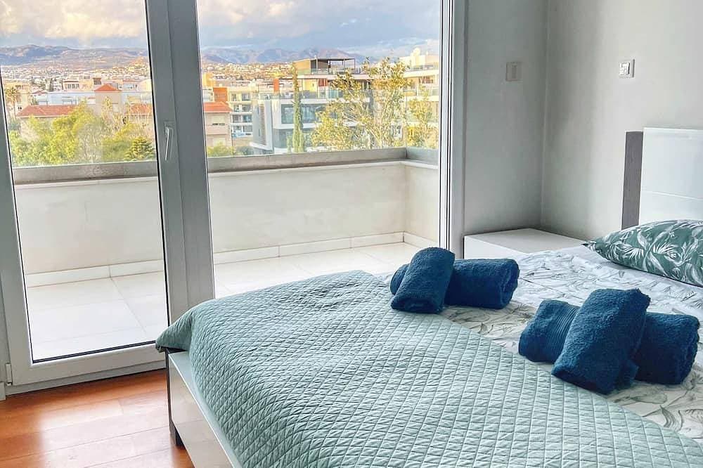 Foto 2 von 14: Modern seafront apartment