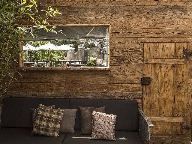 Foto 7 von 13: Arena Lodge - Budget Zimmer mit Doppelbett