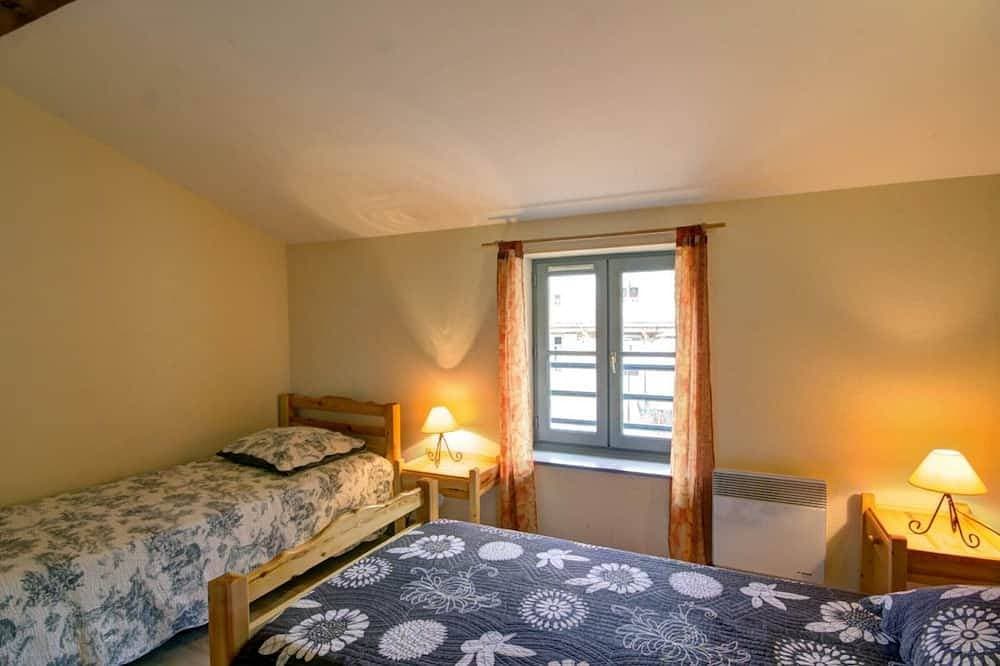 Foto 6 von 30: Großes Charaktervolles Ferienhaus für 15 Personen mit Garten in Luré