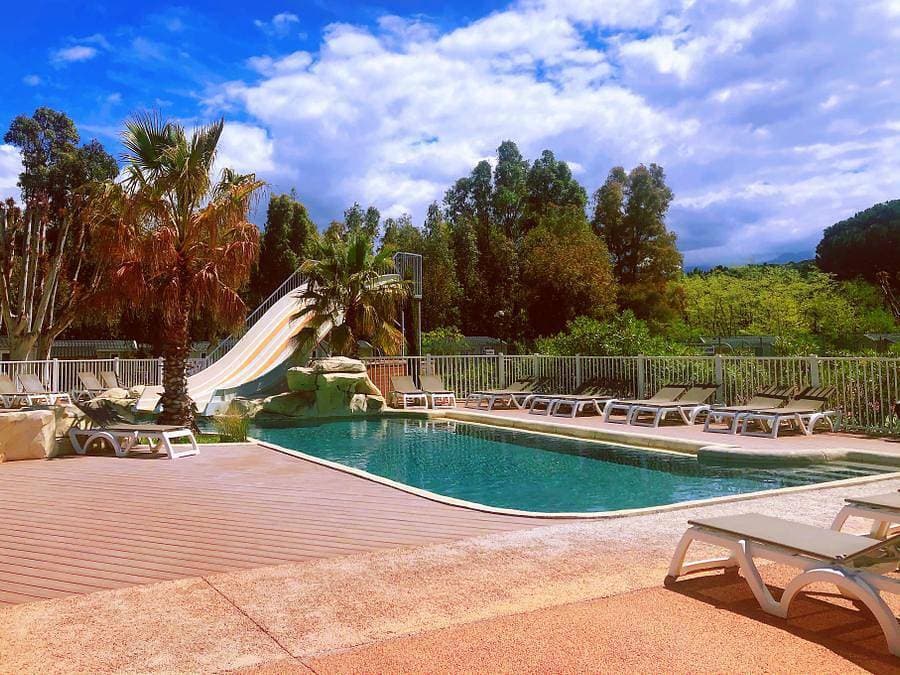 Foto 6 von 41: Camping La Pinède - Wohnzelt auz holz 4 personen - Saleccia