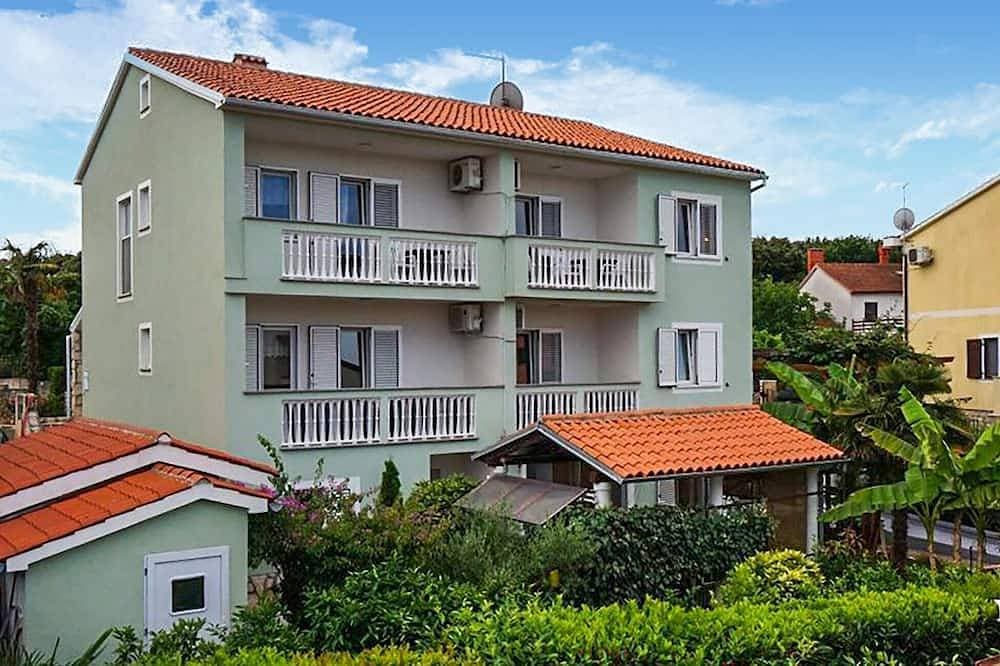 Amazing apartment in Pula with WiFi 1