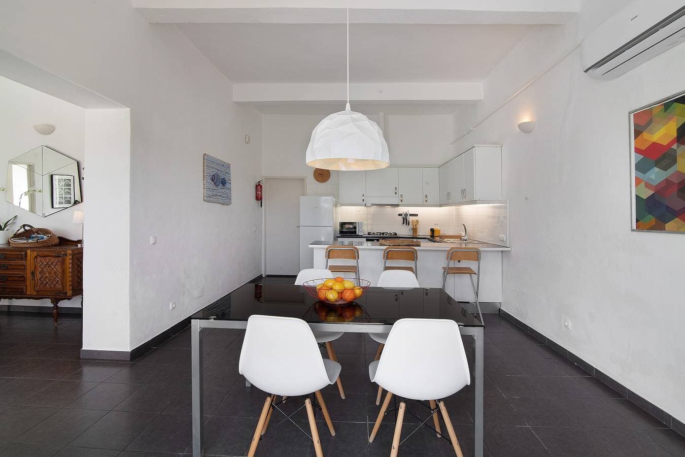 Foto 12 von 31: Villa Rafa mit privatem Pool, Garten, WLAN und Klimaanlage