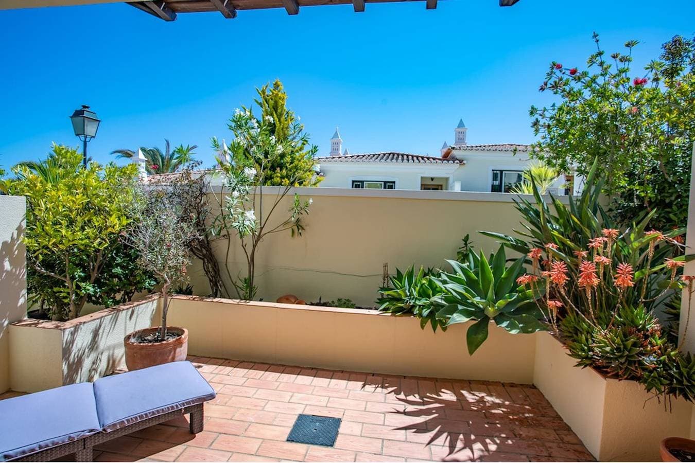 Foto 13 von 38: 32 Vila castelo Casa Figueira · Great Townhouse Ju