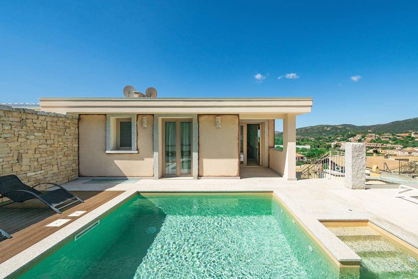 Foto 9 von 40: Villa Chia Dream Blue Retreat – Exklusive Privatvilla mit Pool, Whirlpool & Meerblick in Chia
