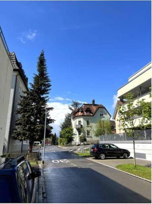 Foto 4 von 12: One-Bedroom Apartment