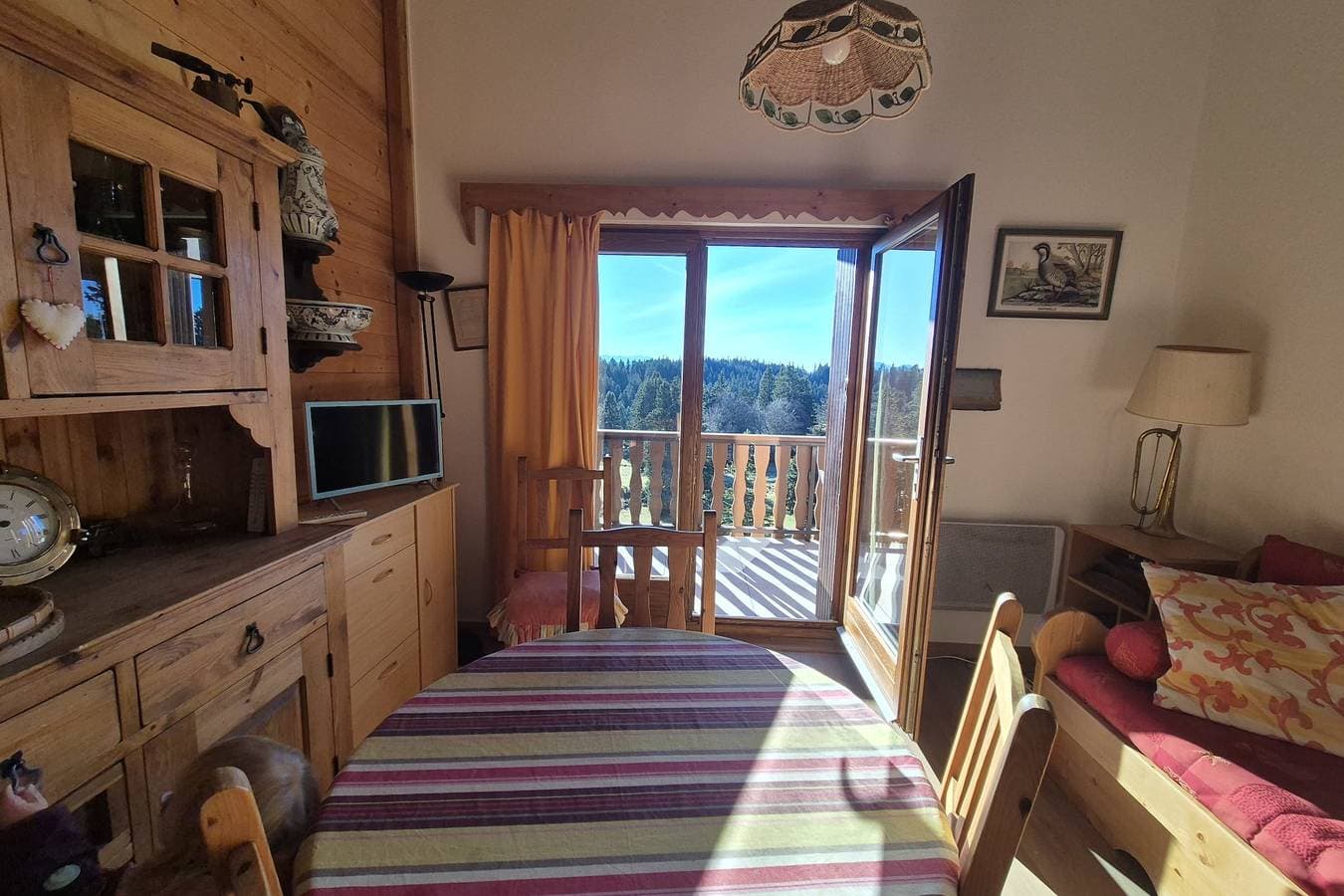 Foto 9 von 25: Ferienwohnung für 4 Personen mit Terrasse