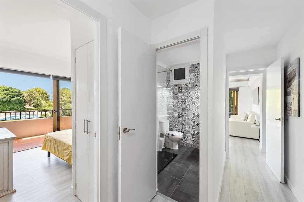 Foto 5 von 15: Romaní - Acollidor apartament a Betlem amb piscina,