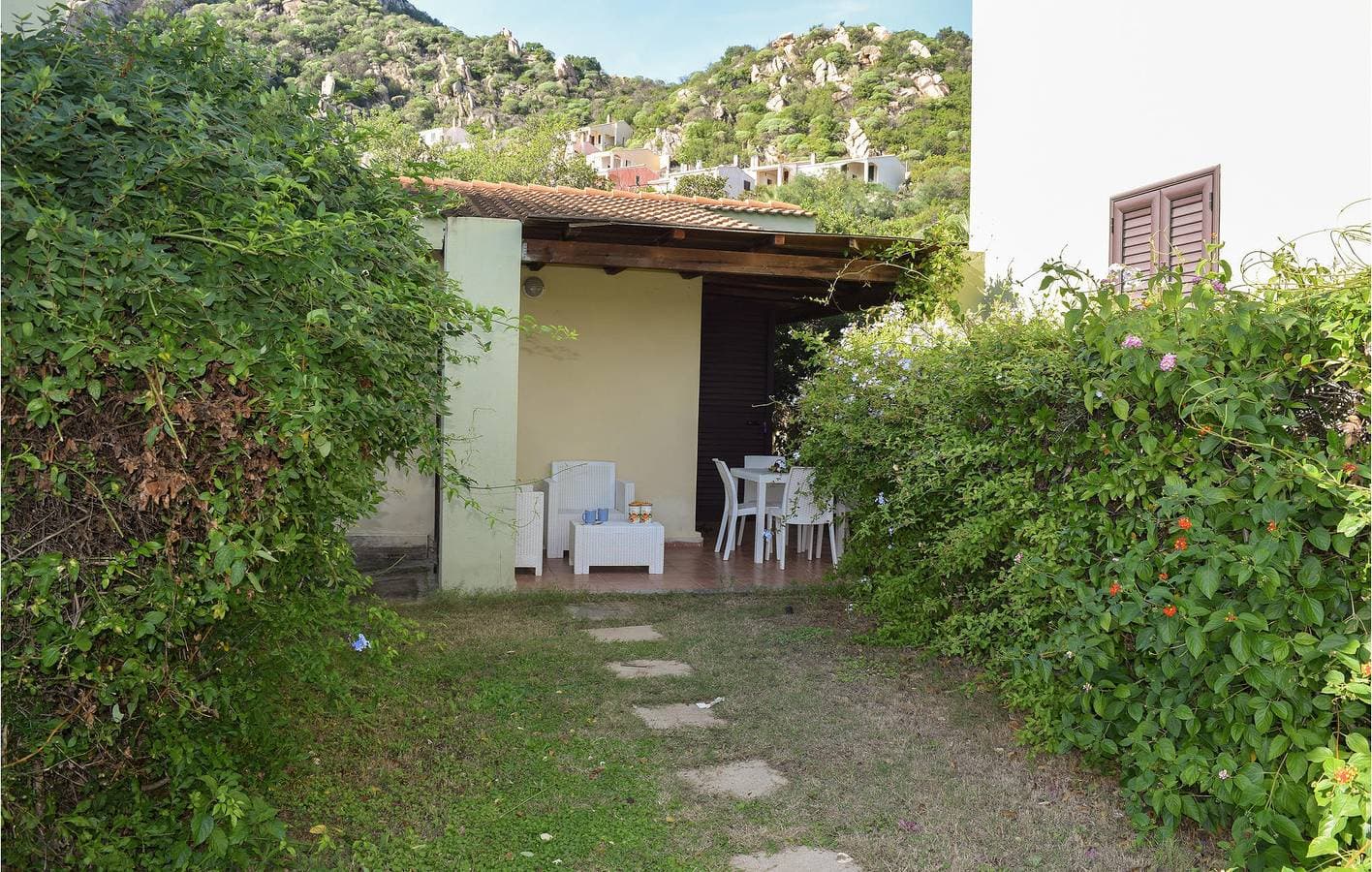 Foto 10 von 15: Appartement mit Meerblick, AC, Parkplatz, Küche und Garten - Nähe Costa Rei Strand