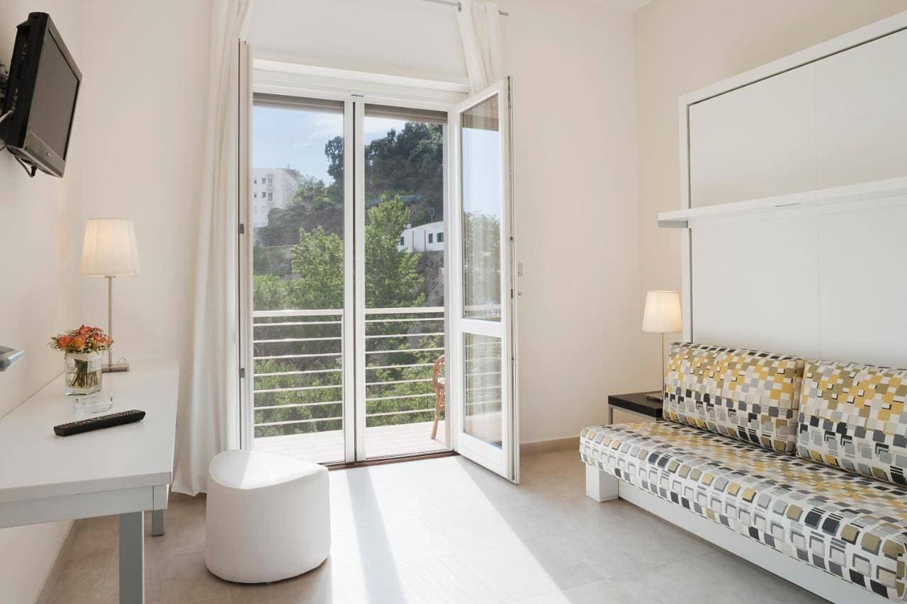 Foto 2 von 8: Studio with Garden View