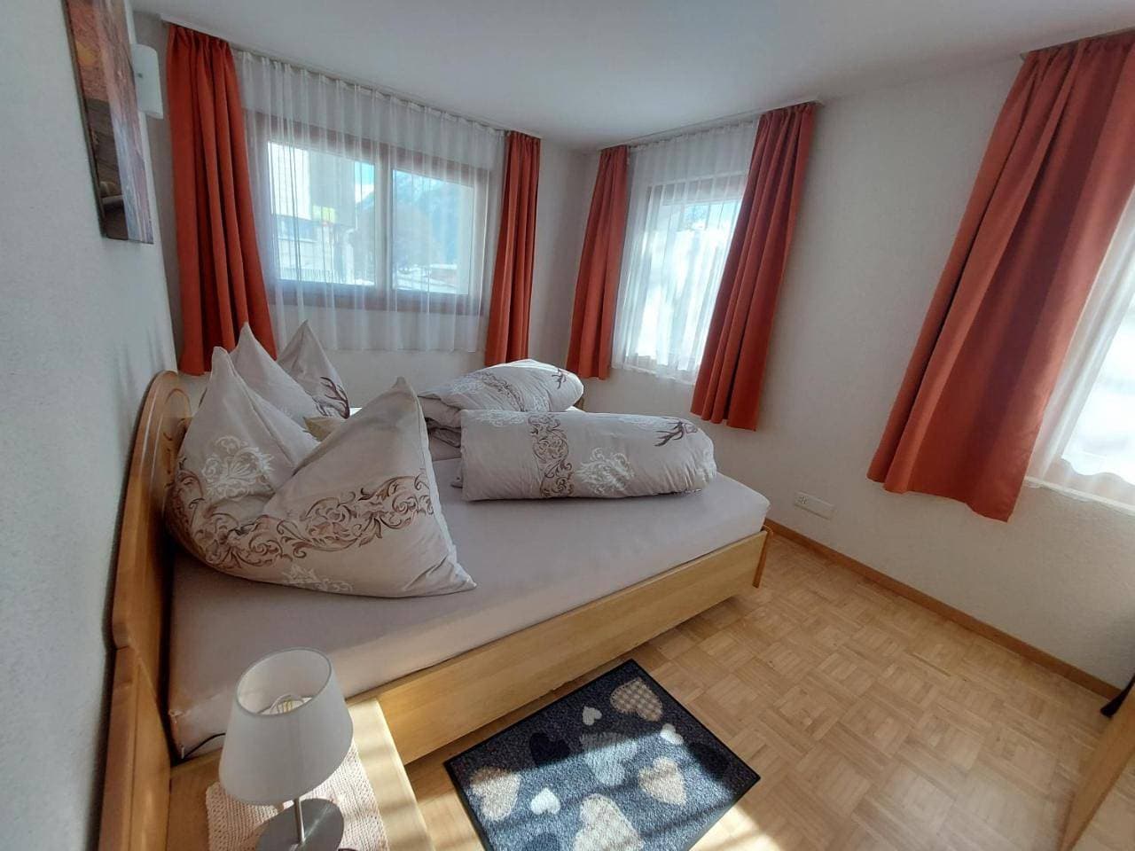 Foto 10 von 18: Two-Bedroom Apartment