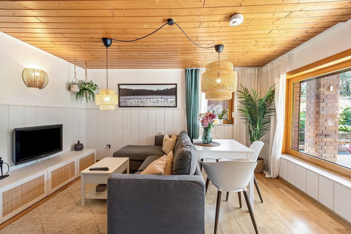 Foto 4 von 26: Ferienhaus 'Wald-See-Liebe' mit privater Terrasse und eigenem Garten
