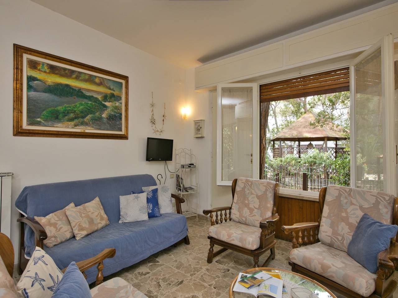 Foto 10 von 76: Wohnung in Sassetta mit Pool und Aussicht