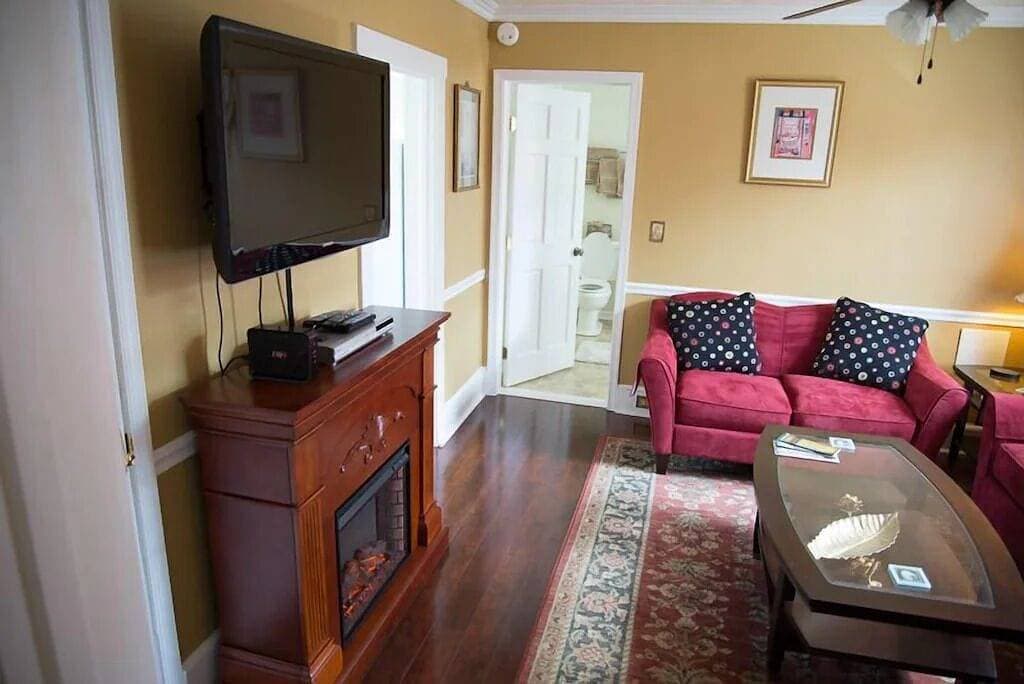 Foto 9 von 12: Garfield Guest House - Hawksbill Suite