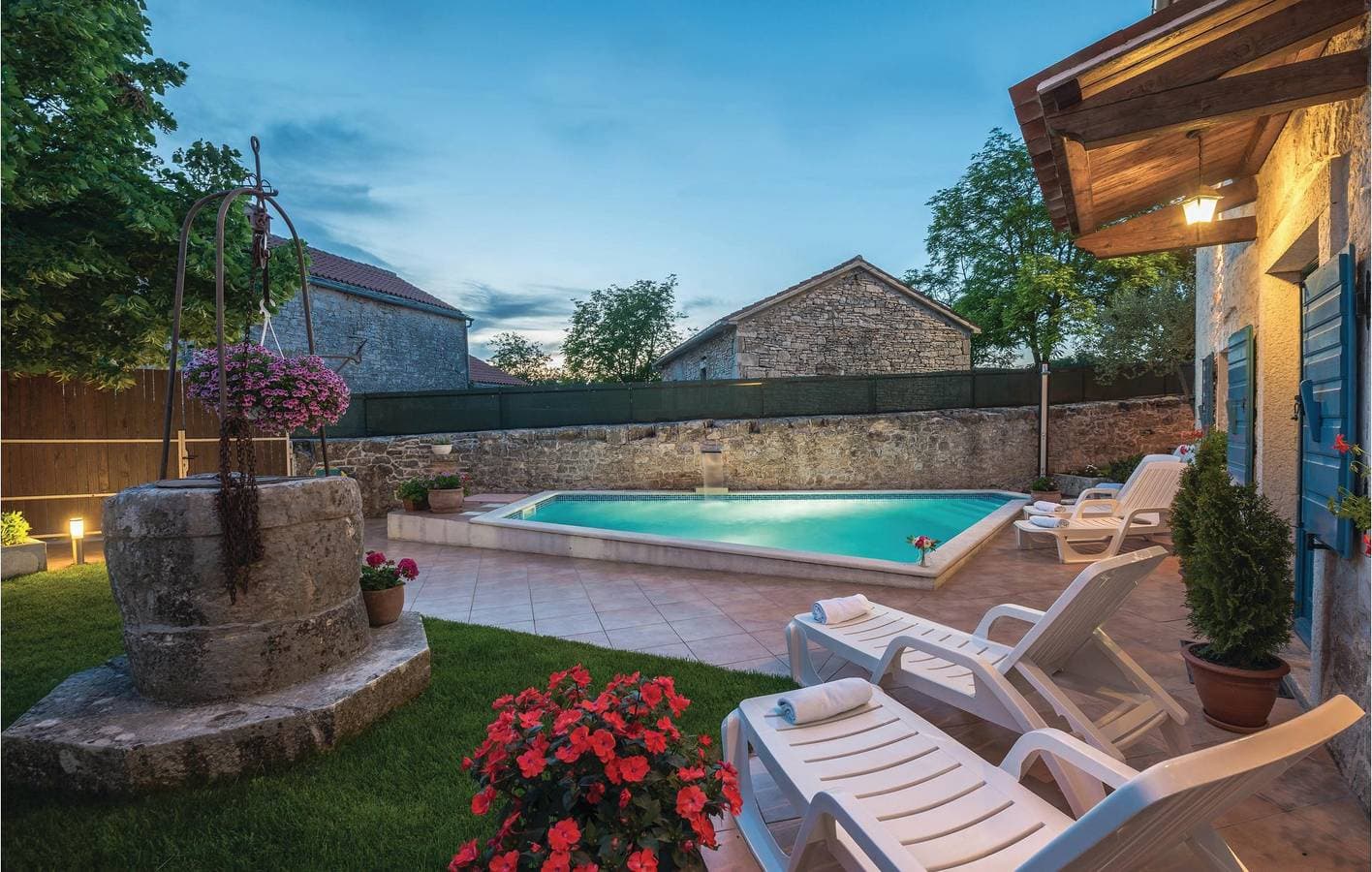 Foto 3 von 37: Gemütliche Ferienwohnung mit Pool, Terrasse und Parkplatz in der Nähe des Stadtzentrums von Butkovići