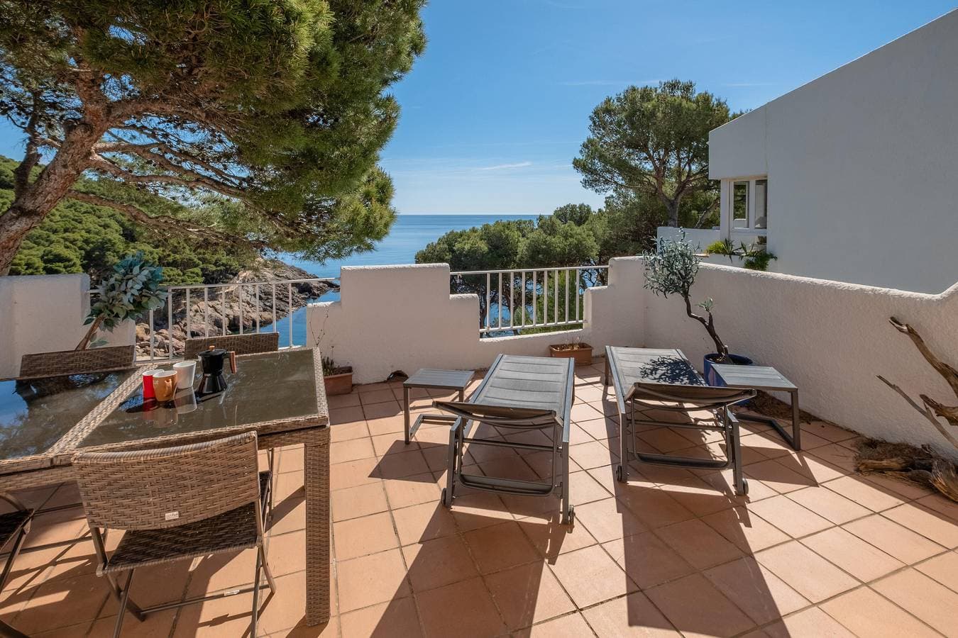 Foto 4 von 34: Haus in 1. Meerlinie in der Bucht von Begur Aiguafreda