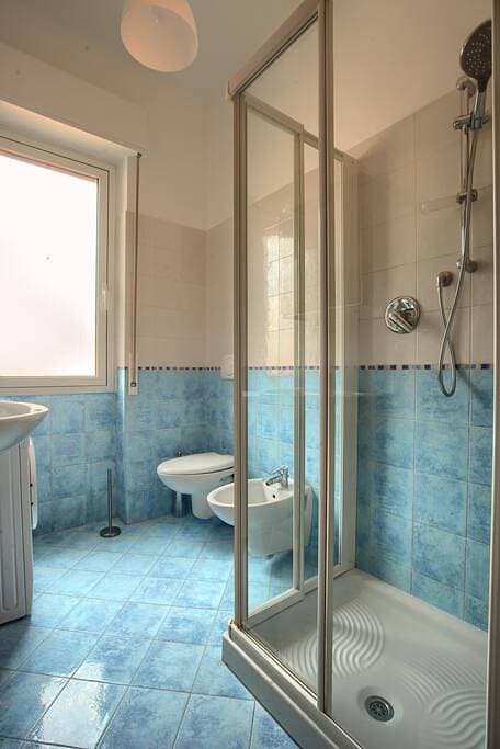 Foto 8 von 18: Ferienwohnung für 5 Personen mit Balkon/Terrasse