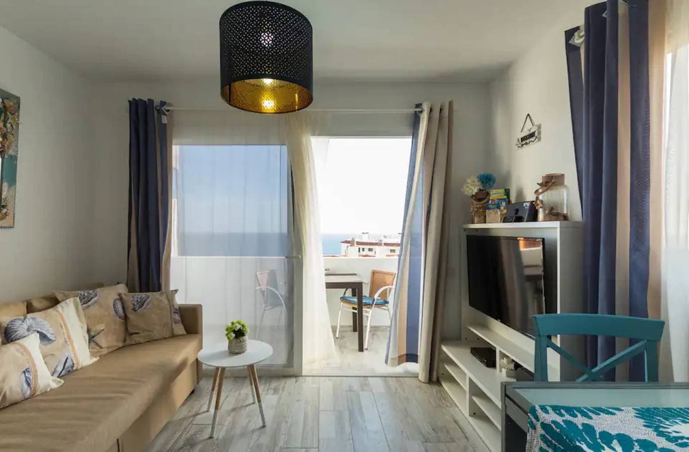 Foto 2 von 21: Ferienwohnung 'Acogedor Y Vistas Al Mar' mit Meerblick, privater Terrasse und WLAN