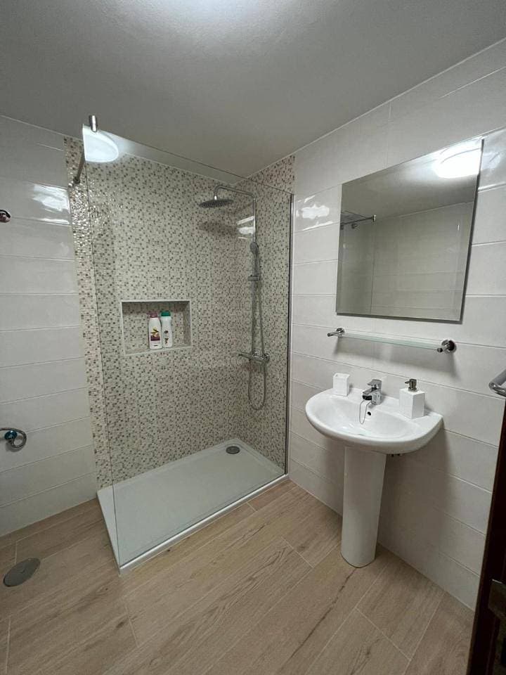 Foto 10 von 23: One or Two-Bedroom Apartment