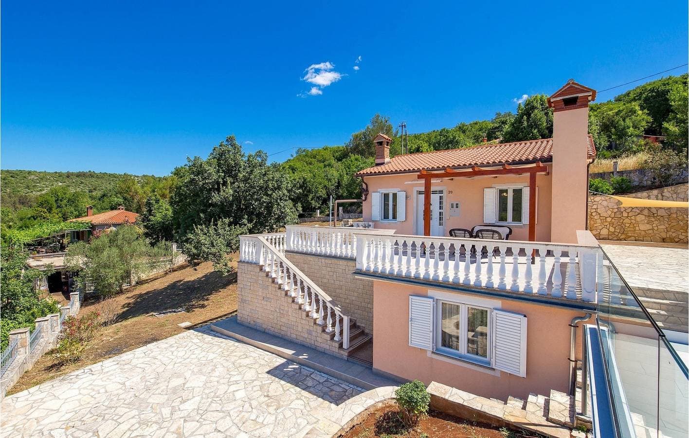 Foto 4 von 53: Gemütliche Ferienwohnung mit Pool, nahe der Küste und dem Stadtzentrum – der ideale Urlaubsort!