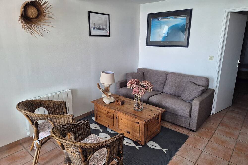 Foto 5 von 14: Apartment blue bay classified 3 stars clevacances on the port in center