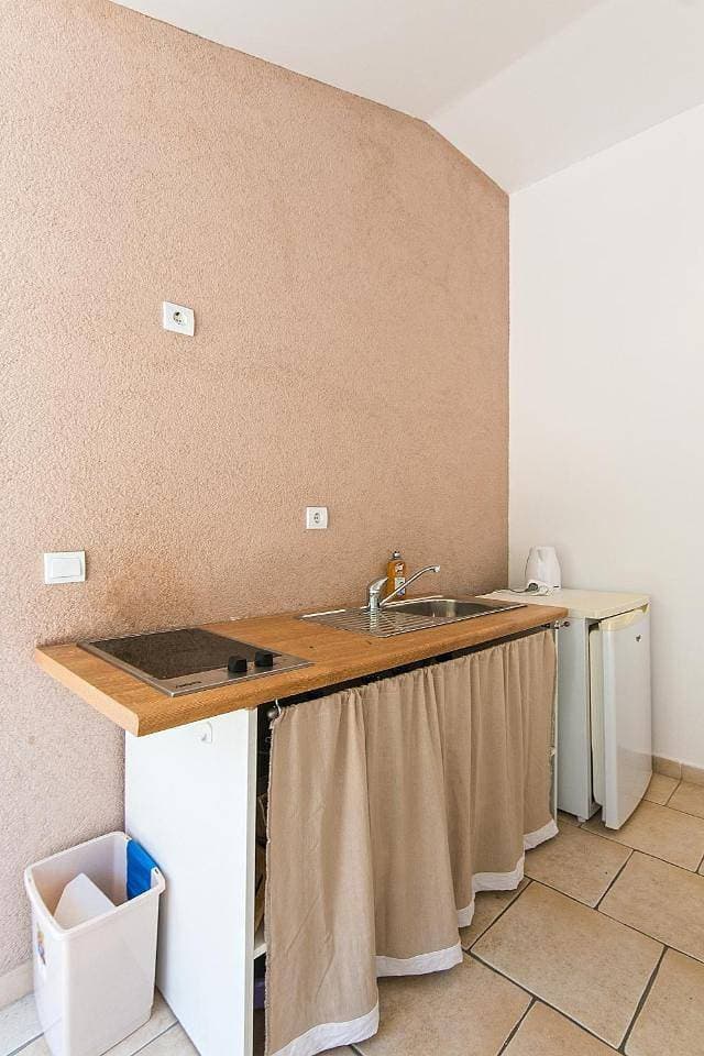 Foto 11 von 16: Studio with Terrace and Sea View