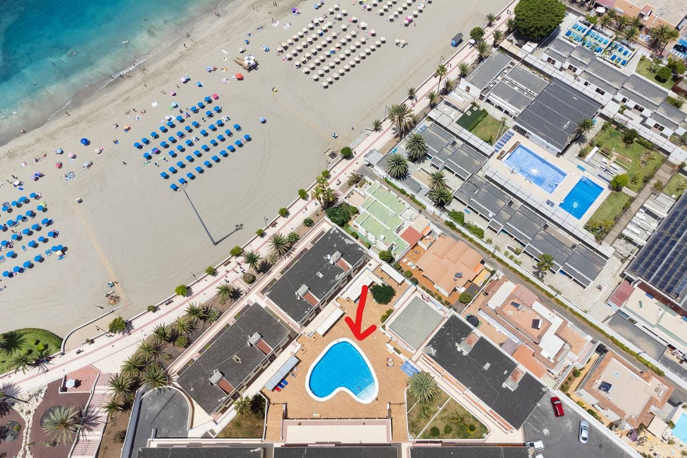 Foto 9 von 27: Anlage mit direktem Strandzugang, pool und Parkplatz
