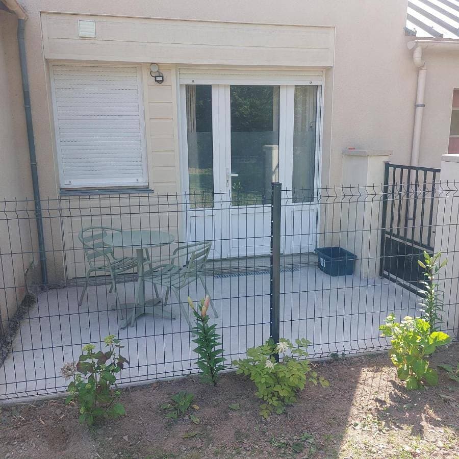 Foto 4 von 35: One-Bedroom Apartment
