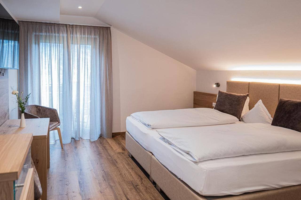 Foto 7 von 13: Double Room with Balcony