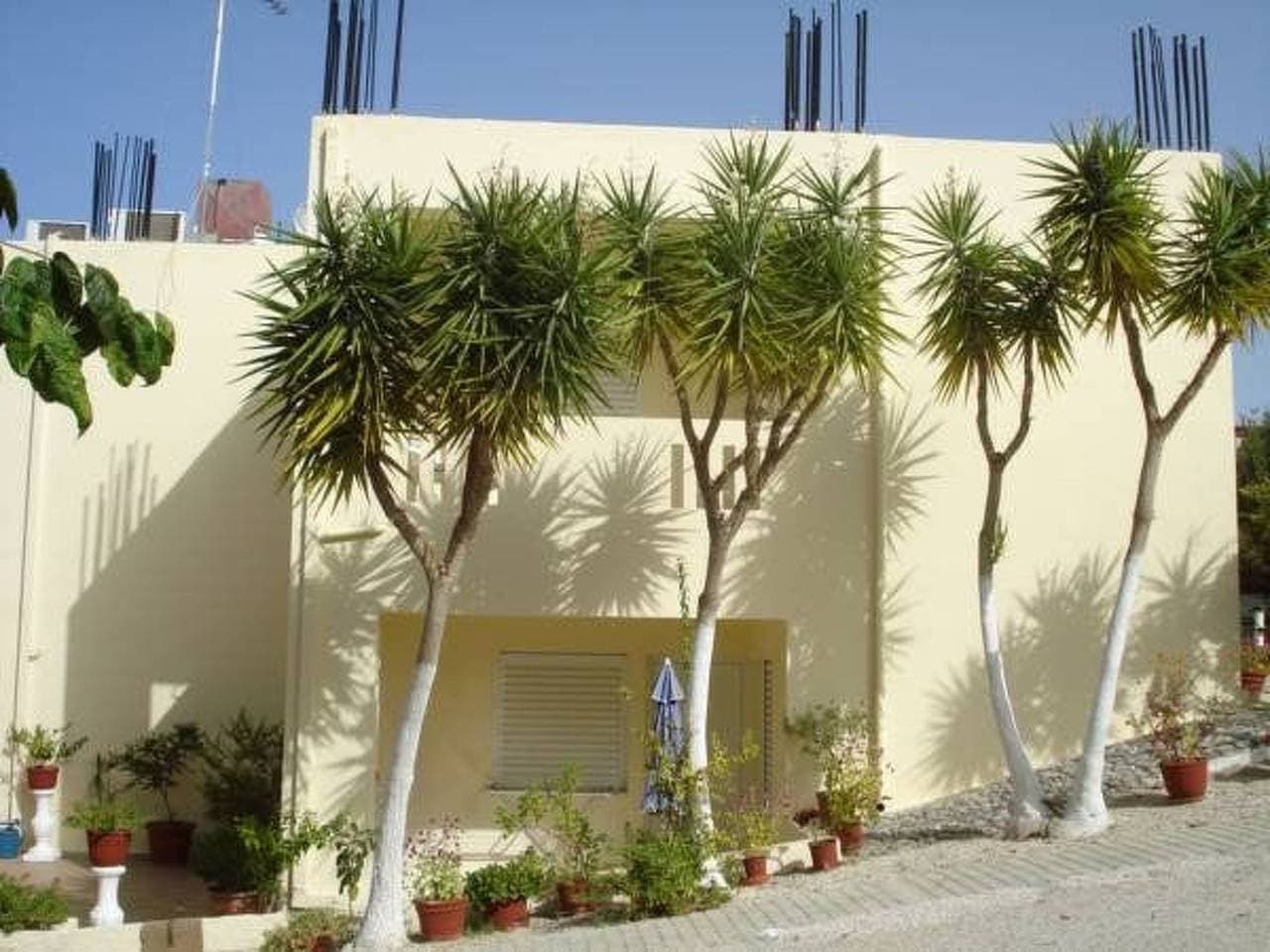 Foto 4 von 50: Zinovia Studio mit Balkon