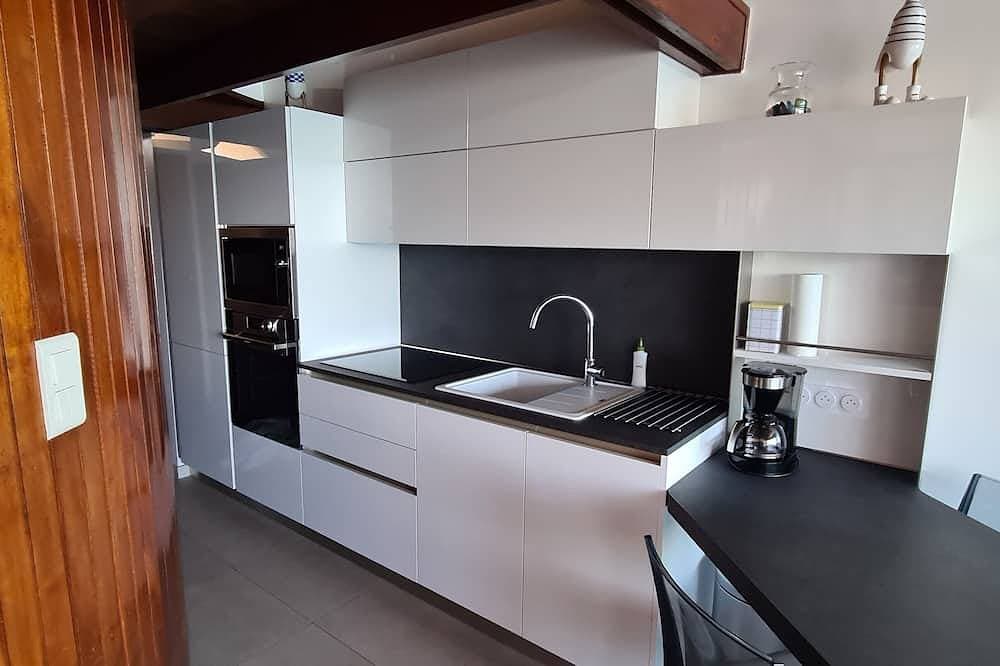 Foto 13 von 28: T2 am Wasser, Klimaanlage, Wi-Fi, Parkplatz, Pool, direktem Zugang zum Strand