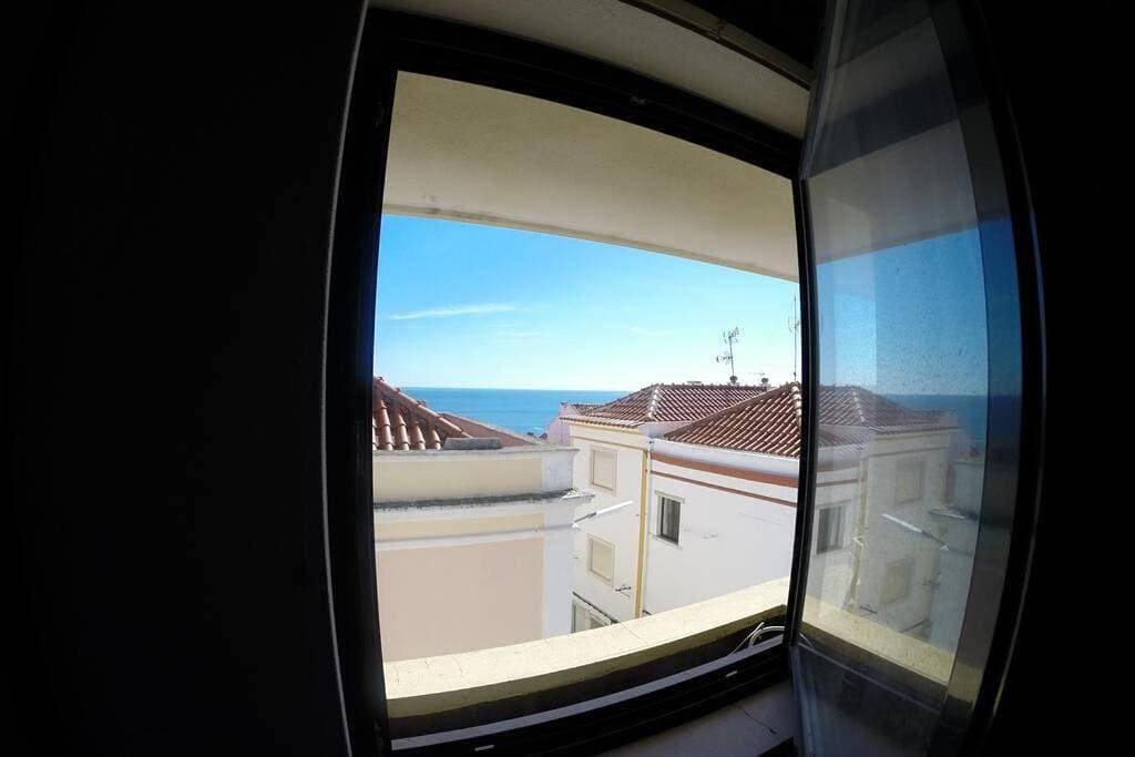 Sesimbra - Casa na Praia (Reg.97616/AL) 1