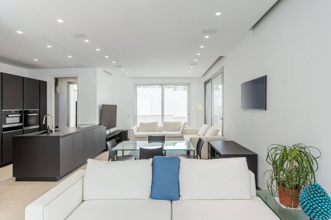 Foto 10 von 33: Villa 'Tritone' mit Meerblick, WLAN und Klimaanlage