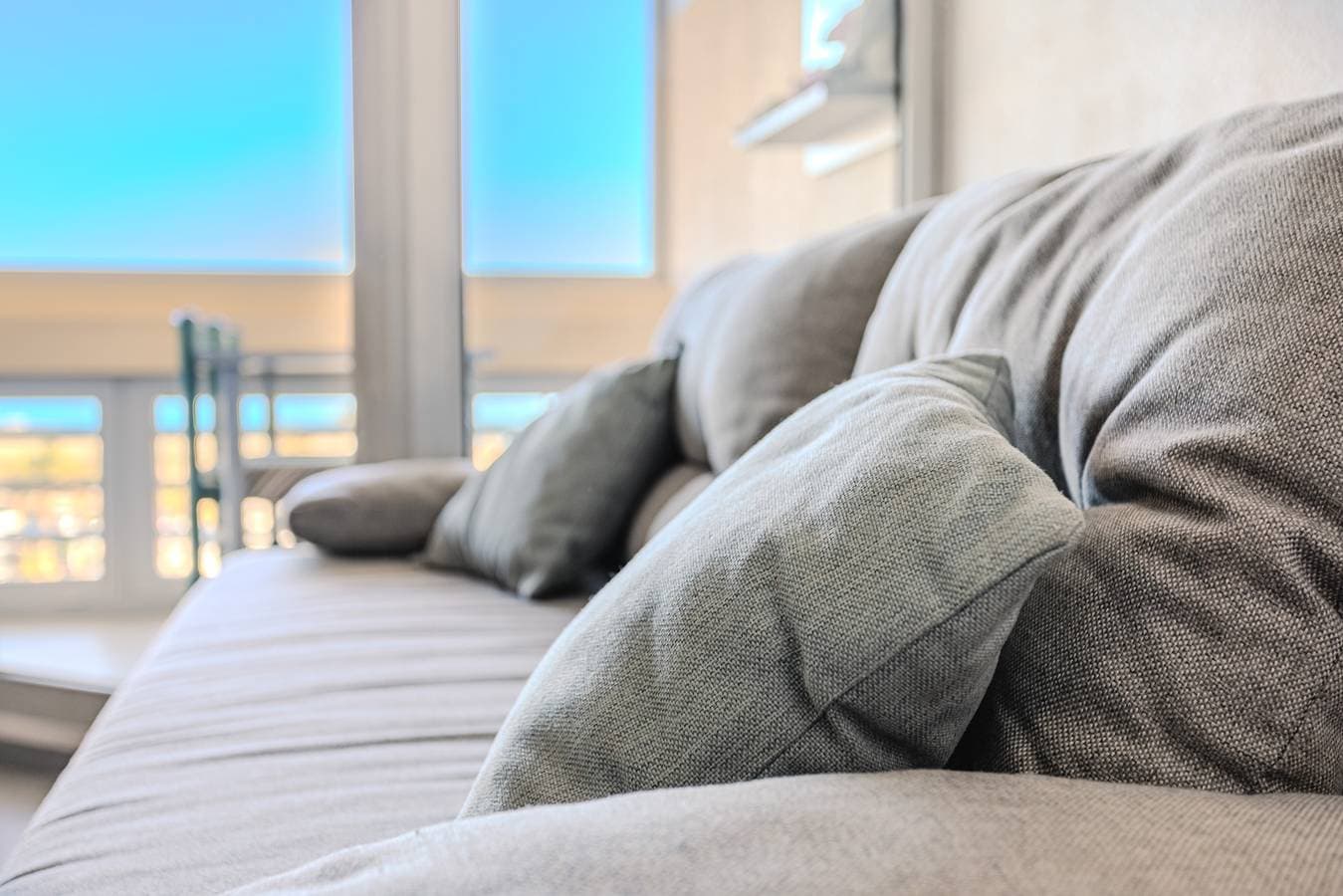 Foto 11 von 23: Einzimmerapartment 'Vue Mer' mit Meerblick, WLAN und Klimaanlage