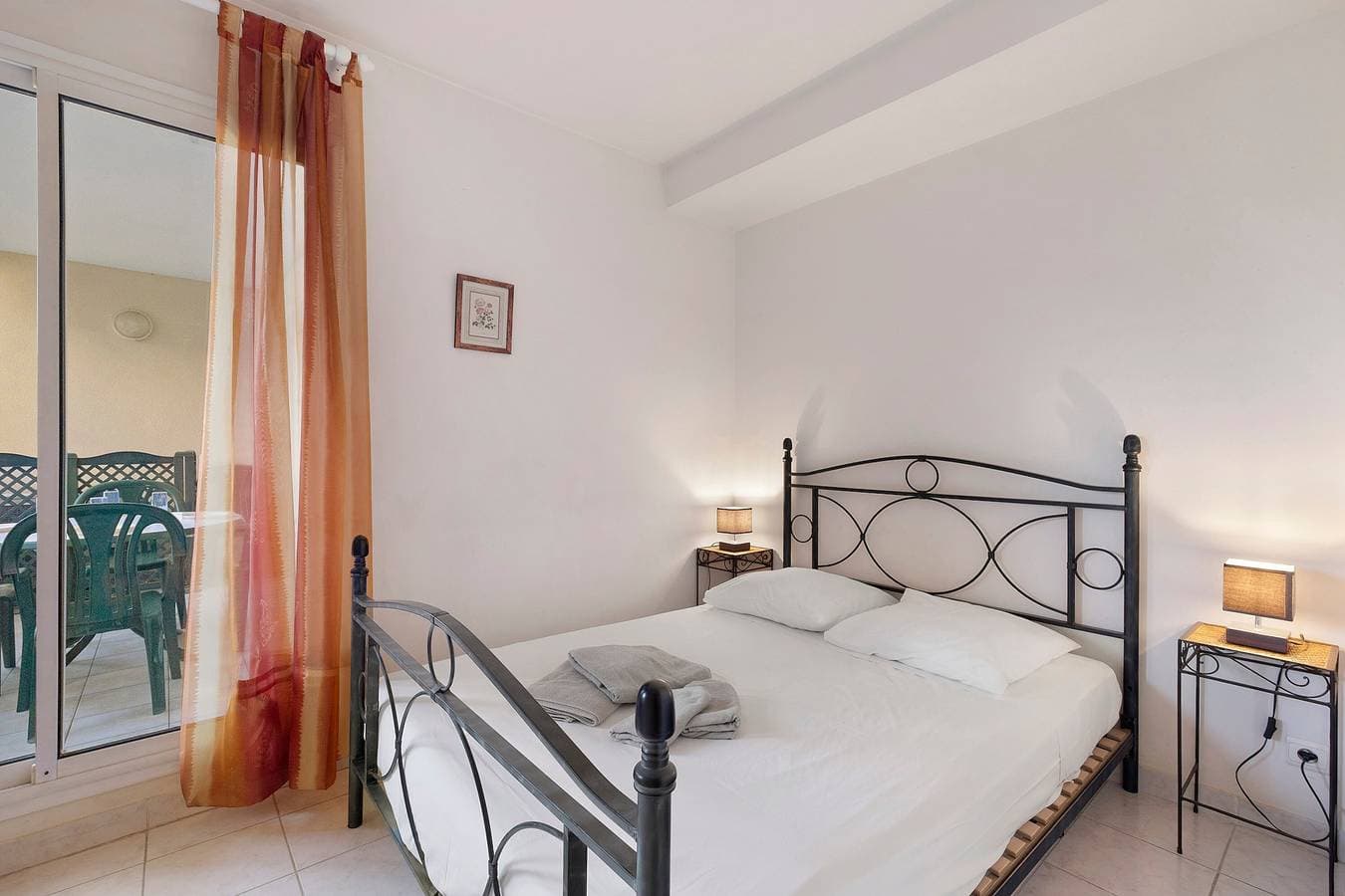 Foto 9 von 27: Antibes Zentrum nahe Meer: 2 Schlafzimmer, Terrasse, Parkplatz, WLAN