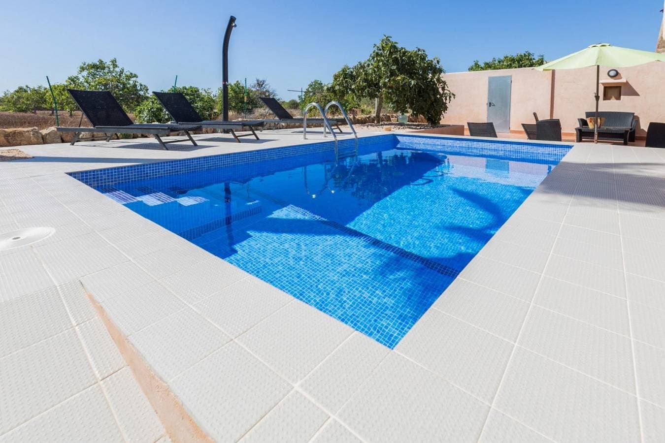 Foto 2 von 29: Short De Son Fideu – Moderne Villa auf dem Land mit Pool und in Strandnähe mit kostenloses WLAN