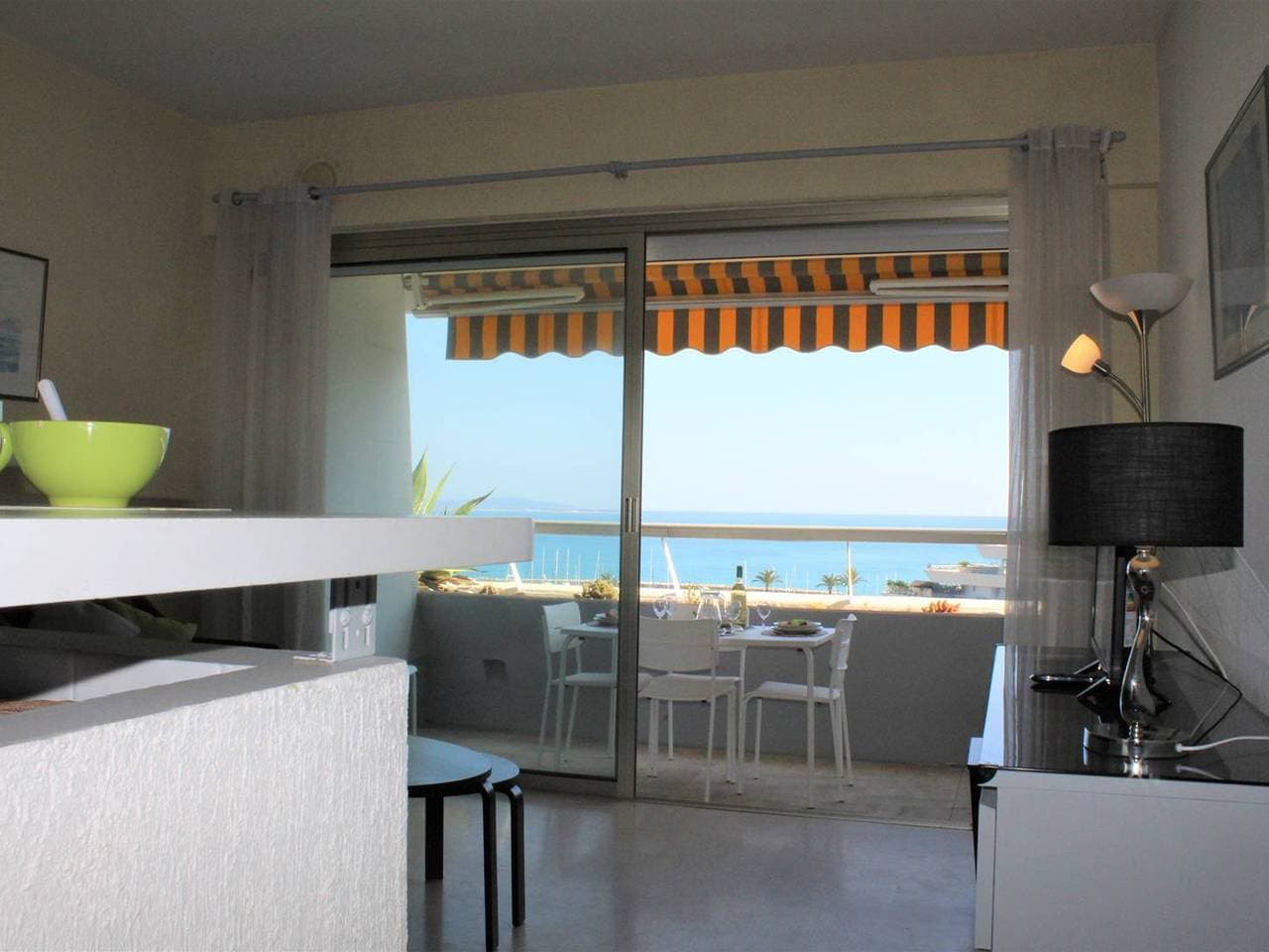 Foto 5 von 17: Renoviertes Studio am Meer in Villeneuve-Loubet