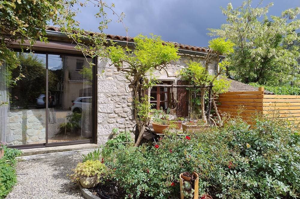 Foto 7 von 30: Gîte en Pierre Avec Spa \"lou Caladou\"
